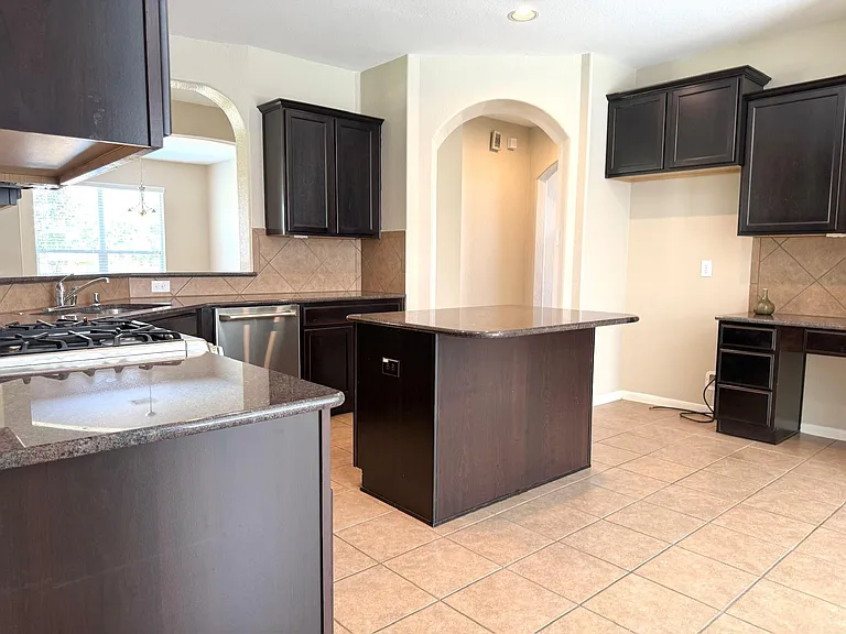 8139 Edenwood Dr — Photo 19