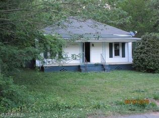815 Clarkway Ave, Eden, NC 27288