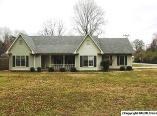 2912 Hunterwood Dr SE, Decatur, AL 35603