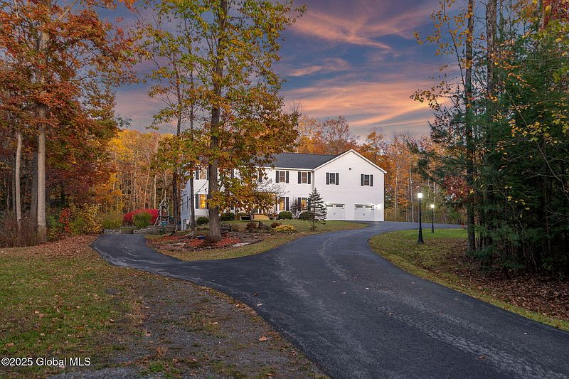 4th image of 230 Zicha Road