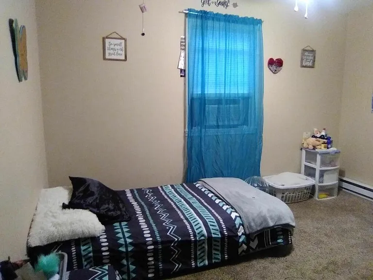 977 Salem Tpke — Photo 8