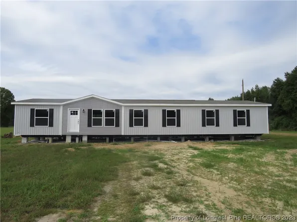 1621 Birtie Rd, Lumberton, NC 28358