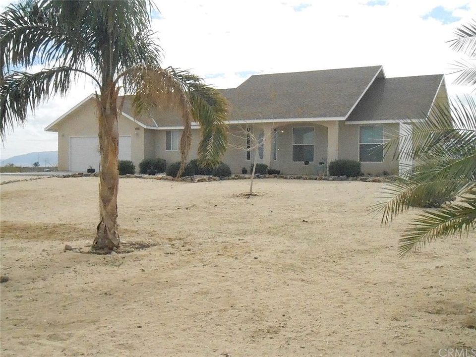 2nd image of 69565 Mesa Verde Dr