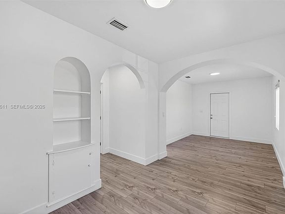 4th image of 1801 SW 5th St Unit 1803