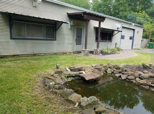 914 E Meyer Ave, Seabrook, TX 77586