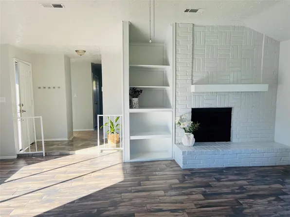 13114 Benford Dr, Houston, TX 77099