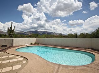 5800 N Camino Padre Isidoro, Tucson, AZ 85718