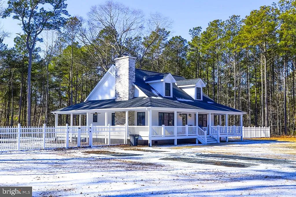 23337 Holly Ln photo 1
