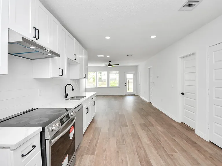 2812 Truxillo St #A — Photo 12