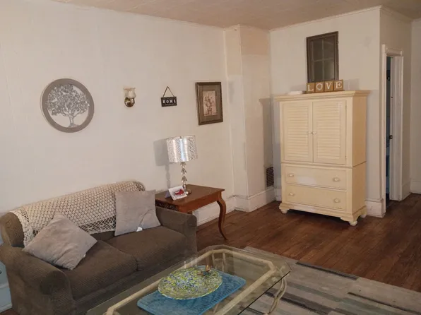 824 W 6th St, Wilmington, DE 19801