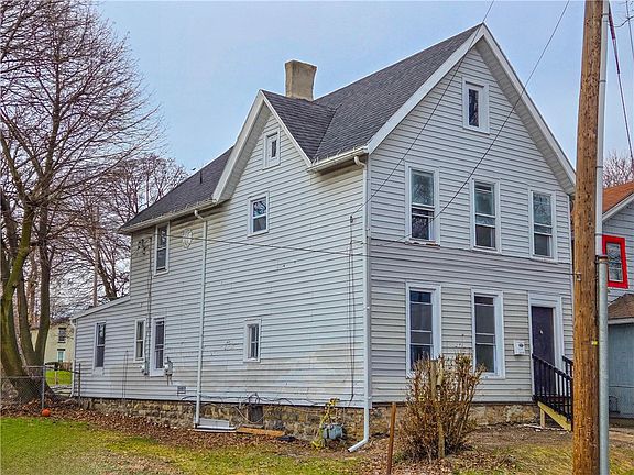 3rd image of 41 Woodward St