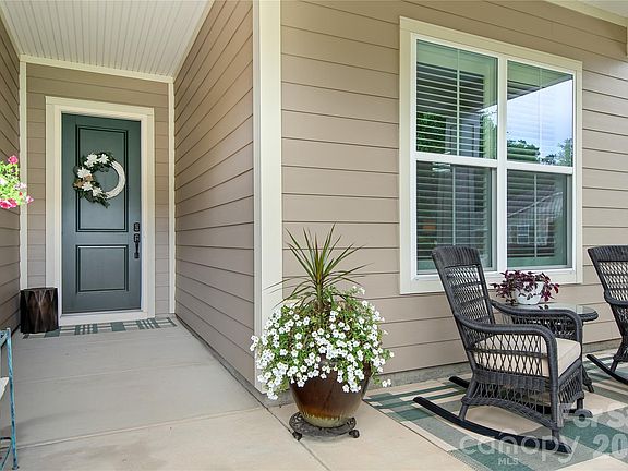 2nd image of 218 Stone Mountain Way
