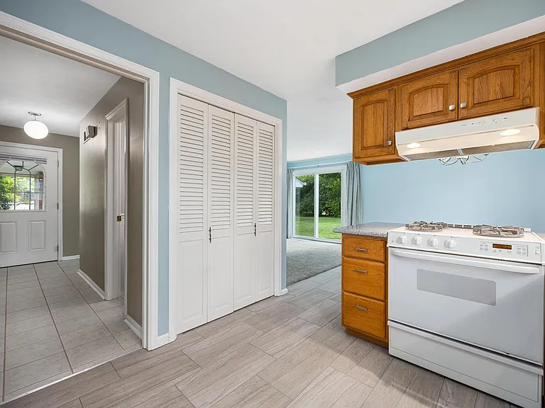 5824 N Imperial Dr — Photo 13