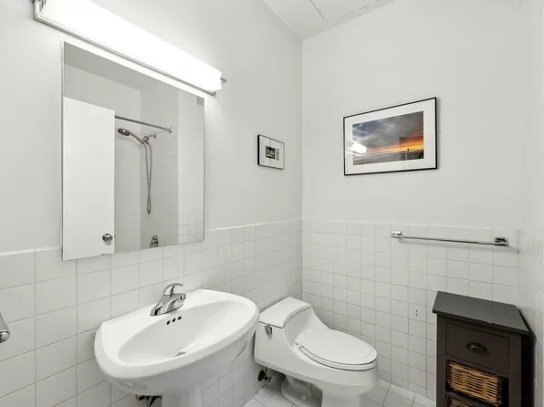 33 Rector Street 11 image 11 of 12