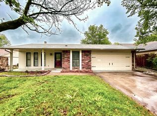 6367 S 29th West Pl, Tulsa, OK 74132