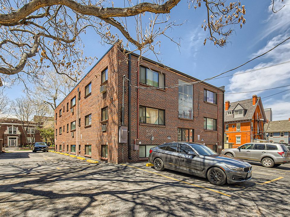 31 Exterior Rear_05042023