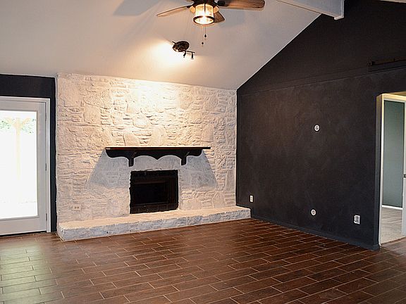 5th image of 4312 Creekside Dr
