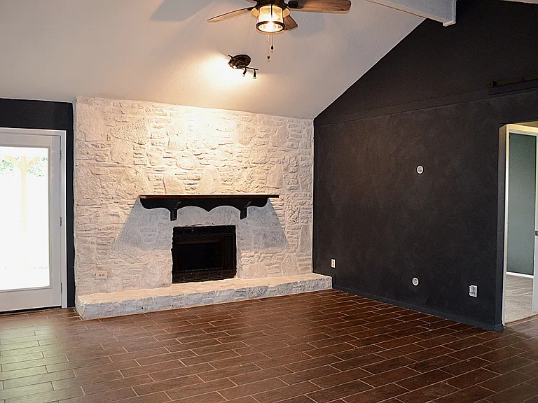 4312 Creekside Dr — Photo 5