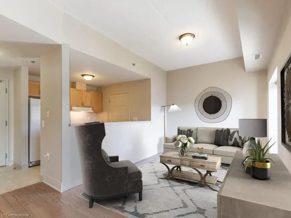 200 McCarthy Rd #439, Stratford, ON N5A 0B6