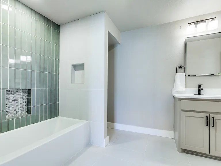 7212 Canongate Dr — Photo 4