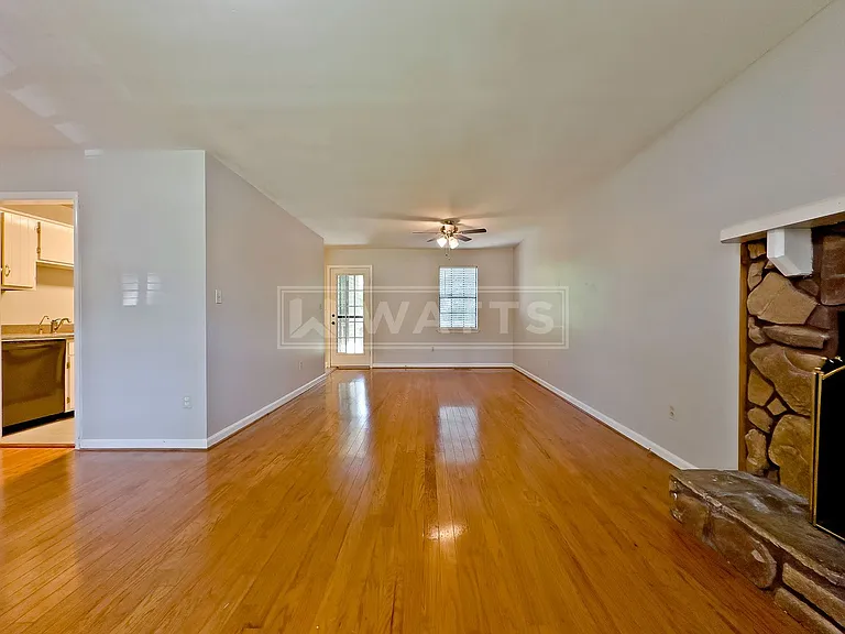 3803 Crosby Dr — Photo 6