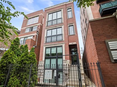 823 N Marshfield Ave #2, Chicago, IL, 60622