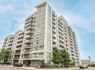 812 Lansdowne Ave #302, Toronto, ON M6H4K5