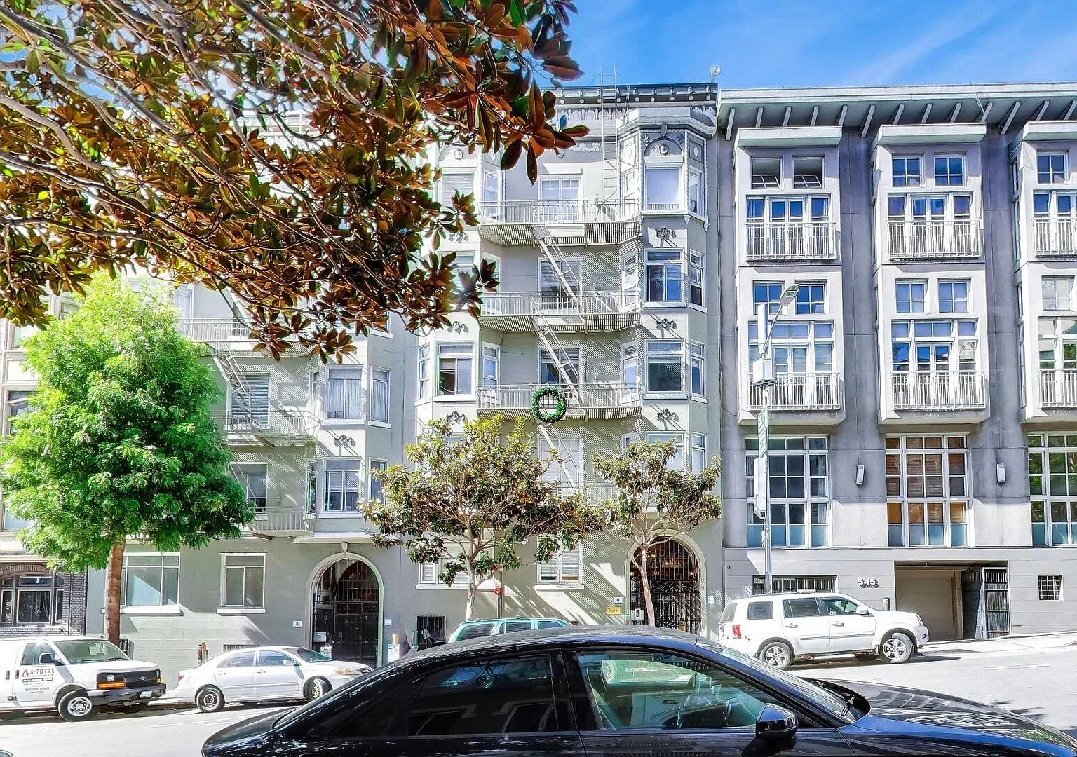 Bright & Updated 1-Bedroom in Central San Francisco — Photo 2