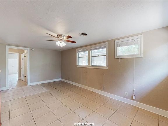 2nd image of 202 Walton Dr