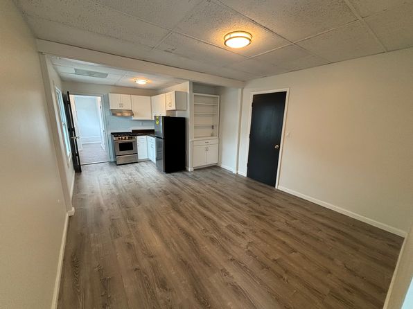 110 Creek Locks Rd #2