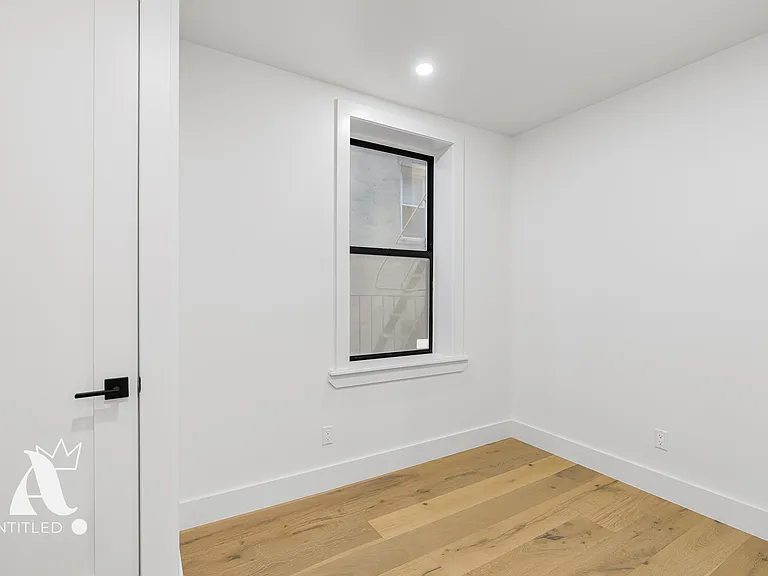 66 Avenue A #2A — Photo 10