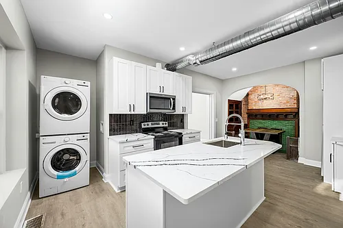 53 Laurel St #3 Photo 1