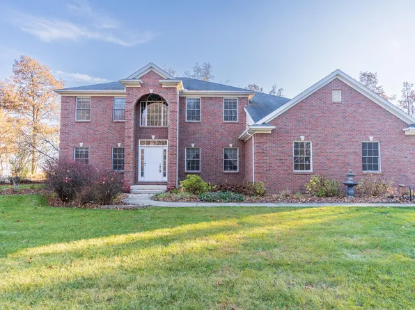 948 Loy Rd, Fort Loramie, OH 45845