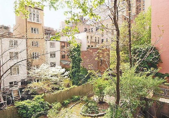 4th image of 230 E 79th St APT 2A