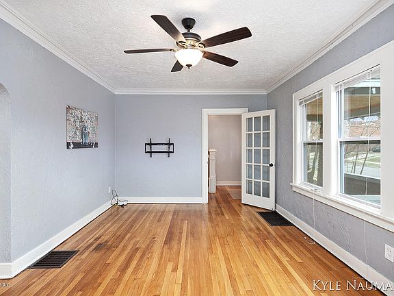 5th image of 1141 Neland Ave SE