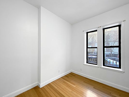2nd image of 508 W 172nd St APT 1