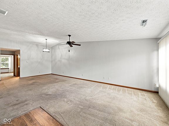 5th image of 1358 Swan Dr