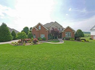 129 Laurel Ridge Dr, Jonesborough, TN 37659