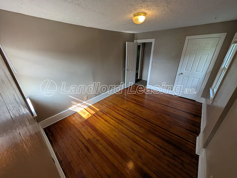 3433 Livingston Ave — Photo 13