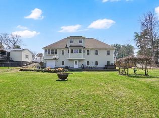 1542 S Branch Pkwy, Springfield, MA 01129