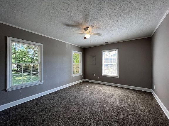 3rd image of 3420 Chapel Rd