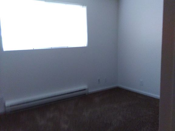 5th image of 1705 Newmark Ave #10