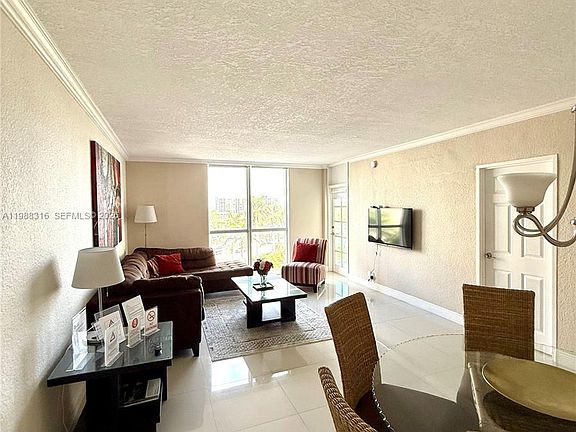 3rd image of 3901 S Ocean Dr APT 5W