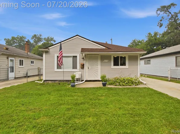6579 N Highland St, Dearborn Heights, MI 48127
