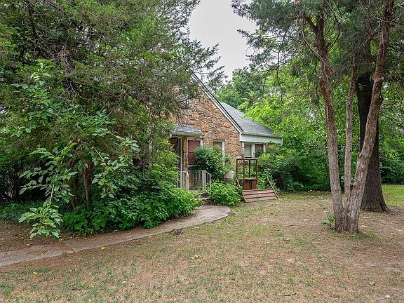 4th image of 1644 N Eagle Ln
