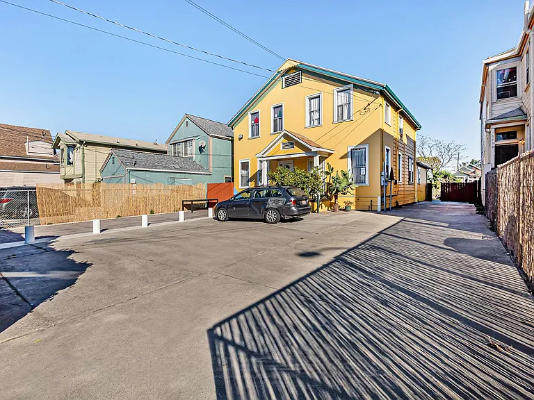 1734_10th_Street_Unit_1 Oakland California 2_12132020
