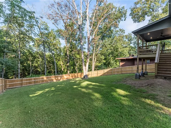 13 Hinckley Cir, Bella Vista, AR 72714