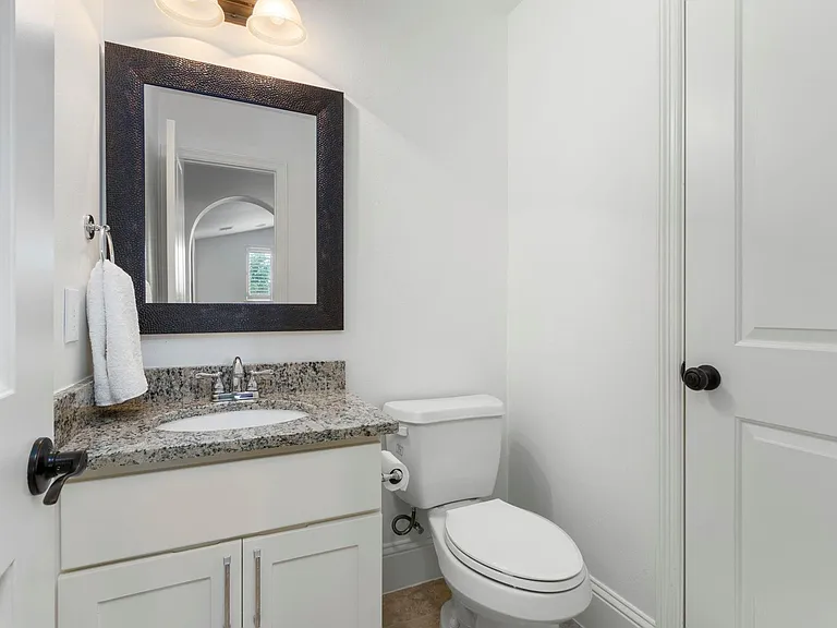 3930 Sundance Hill Ln — Photo 29