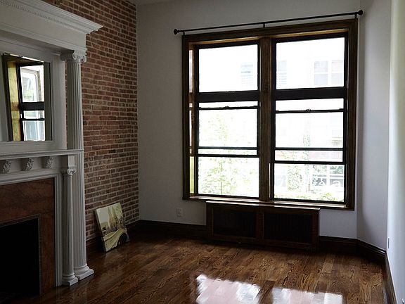 2nd image of 319 W 75th St APT 2C