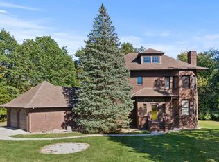 7818 Butt Rd E, Woodburn, IN 46797